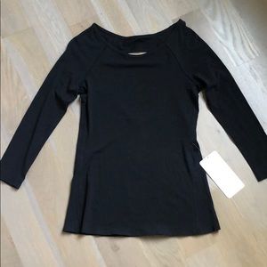 Black LuLuLemon Longsleeve